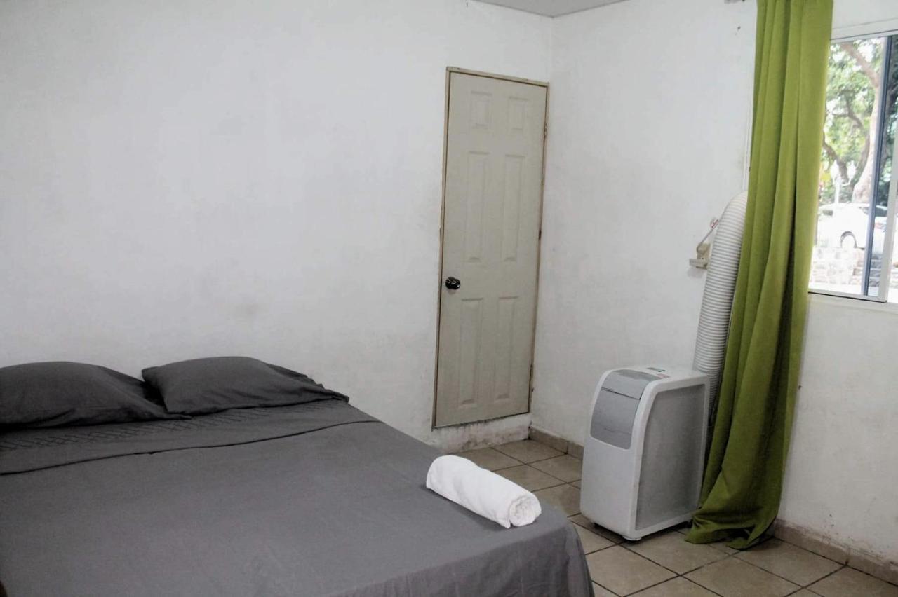 Hotel Puesta Del Sol San Salvador Luaran gambar